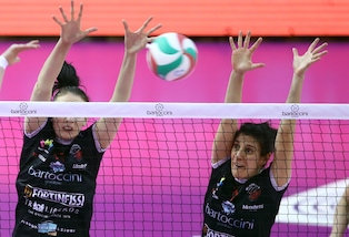 Volley: A2 Femminile, Perugia vola, vinto il big match con Soverato