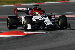 F1 test Barcellona: Giovinazzi in testa, poi Gasly e Leclerc