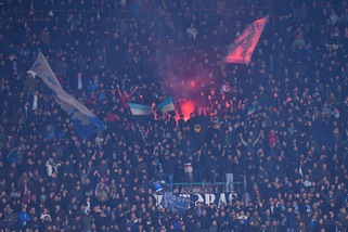 Napoli, c'è la Juventus: i tifosi tornano al San Paolo