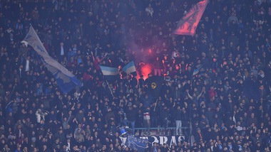 Napoli, c'è la Juventus: i tifosi tornano al San Paolo