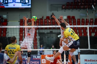 Volley: Champions League, per Modena un successo amaro
