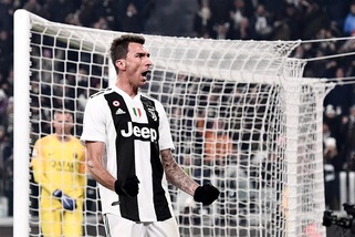 Juve, si inizia a parlare di rinnovo anche per Mandzukic