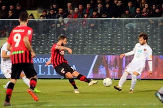 Serie B, Foggia-Cosenza 1-0: decide l'autorete di Dermaku