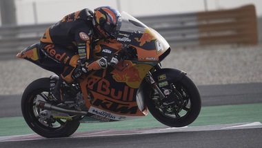 Moto2, Qatar: Binder al comando nei test