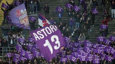 Astori, lettera dei genitori: «Non stancatevi mai di ricordarlo e di raccontarlo»