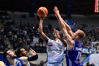 Basket Serie A: Brindisi ko, Cantù vince il monday night