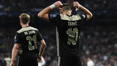 Champions, l'Ajax fa l'impresa anche in quota