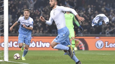 Lazio, è festa derby: giovedì porte aperte ai tifosi