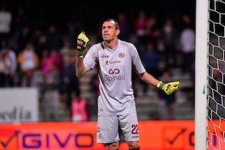 Serie B Livorno, positivo all'antidoping il portiere Mazzoni
