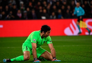 L'Equipe: «Psg, in dubbio il rinnovo di Buffon»