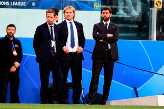 Juve, con Conte difesa a tre. Agnelli mantiene delle riserve