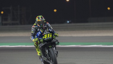 MotoGp, Qatar: Rossi all'attacco, il colpo a 6,50