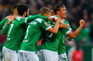 Bundesliga: Werder, il poker in rimonta affonda lo Schalke 04