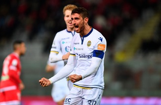 Serie B, colpo Verona: Bianchetti-Henderson, 2-1 al Perugia