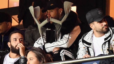 Champions, rissa sfiorata tra Cantona e il papà di Neymar al termine di Psg-United