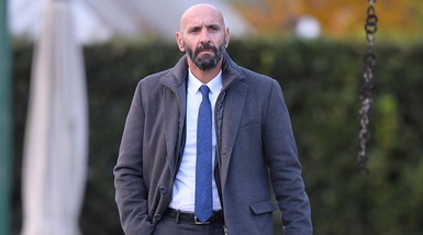 Mirror: «Monchi ha 5 nomi per l'Arsenal». E uno è della Juve...