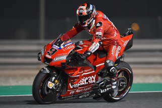 MotoGp Qatar: nelle Fp4 brilla Petrucci, set up per Rossi