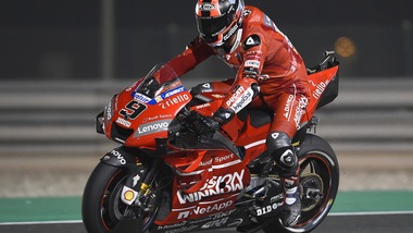 MotoGp Qatar: nelle Fp4 brilla Petrucci, set up per Rossi