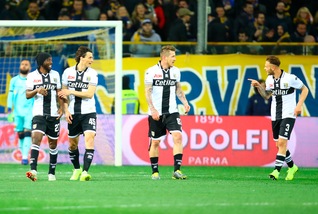 Kucka salva il Parma: gol dell'ex e Genoa ko