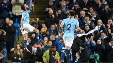 Premier League, tonfo del Tottenham: Sterling fa volare il Manchester City