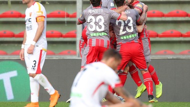 Serie B: la Cremonese beffa il Benevento, il Livorno ferma l'Ascoli