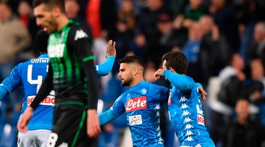 Sassuolo-Napoli 1-1: la Juve accarezza lo scudetto, +18!