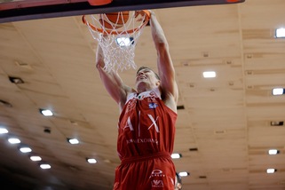 Basket Serie A, Milano torna a sorridere in trasferta: 67-71 a Reggio Emilia