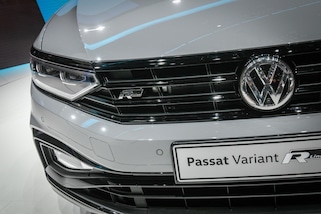 Volkswagen Passat restyling: foto da Ginevra