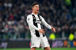 Ufficiale: l'Uefa apre un'inchiesta sul gesto di Cristiano Ronaldo