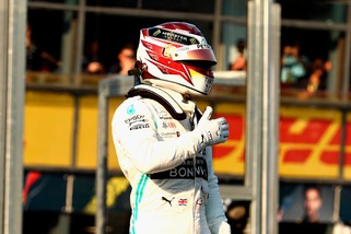 F1 Mercedes, Hamilton: «Una giornata bellissima»
