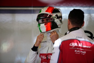 F1 Alfa Romeo, Giovinazzi: «Voglio ripartire dal Bahrain»
