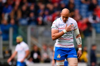 Rugby, la Francia condanna l'Italia al cucchiaio di legno,14-25 all'Olimpico