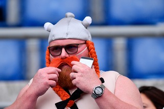 Rugby, Italia-Francia: all'Olimpico spuntano Asterix e Obelix