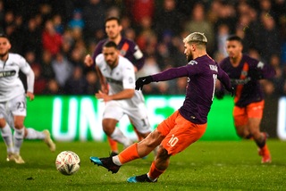 FA Cup, Manchester City che rimonta allo Swansea! United eliminato dai Wolves