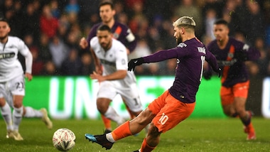 FA Cup, Manchester City che rimonta allo Swansea! United eliminato dai Wolves