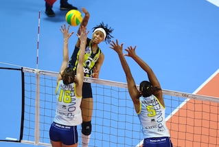 Volley: Champions Femminile, Scandicci va vicina all'impresa, vince due set ma poi si fa rimontare