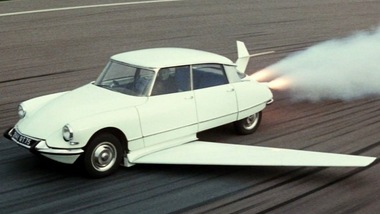 Citroen DS 19: la 'dea' degli anni 50 FOTO