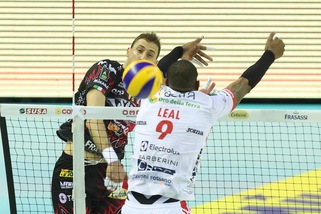 Volley: Superlega, Perugia strapazza Civitanova e va 2-1
