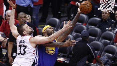 Nba Finals: Golden State vince a Toronto, 1-1 nella serie