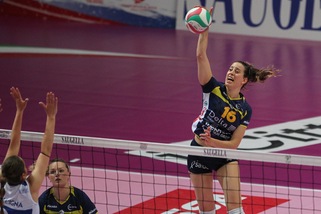 Maria Segura firma per Brescia