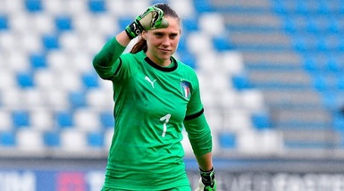 Nazionale femminile, il fidanzato della Giuliani rivela: "Niente sesso durante i mondiali"