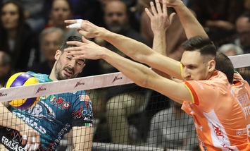 Perugia fa 'centro' con Roberto Russo