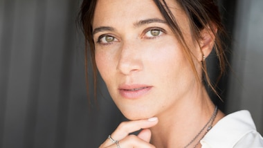 Anna Foglietta racconta si sé e apre la sua valigia a Castel Romano Designer Outlet