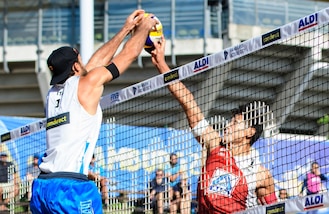 Mondiali di Amburgo: Ranghieri-Caminati vanno avanti