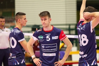 Latina affida la regia a Peslac