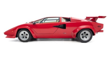 La Lamborghini Countach di Mario Andretti in vendita: gli scatti