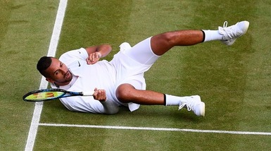 Cincinnati, Kyrgios fuori tra insulti, lanci di bottiglie e racchette rotte