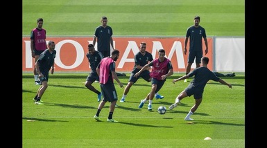 Juve subito al lavoro in vista della Champions. Riecco Alex Sandro