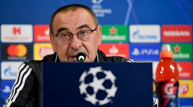 Sarri: "La Champions va giocata con allegria e leggerezza"