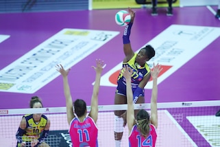 Esordio vincente dell' Imoco contro Monza